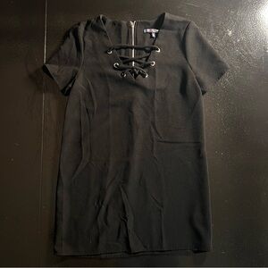 Black Lace-Up Neckline Short Sleeve Dress One Love Clothing Los Angeles Large